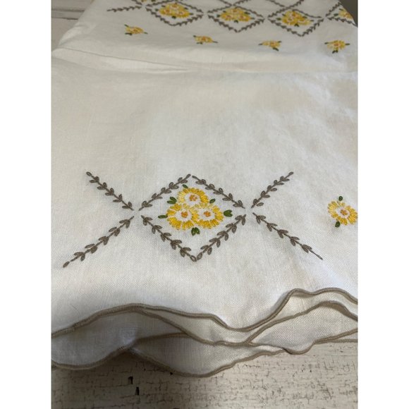 Embroidered cream tablecloth 46”x64” yellow flowers - Picture 2 of 5